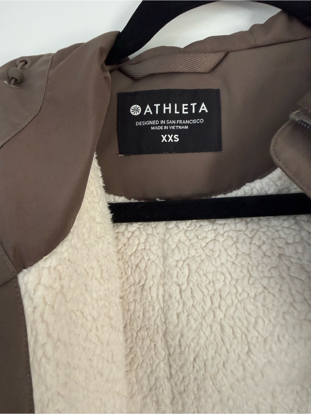 ATHLETA jacket - Picture 3 of 4